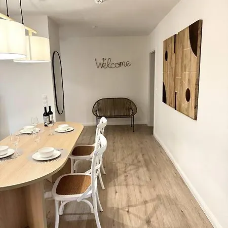 Apartment 2,5 Mit Eigenem Parkplatz
